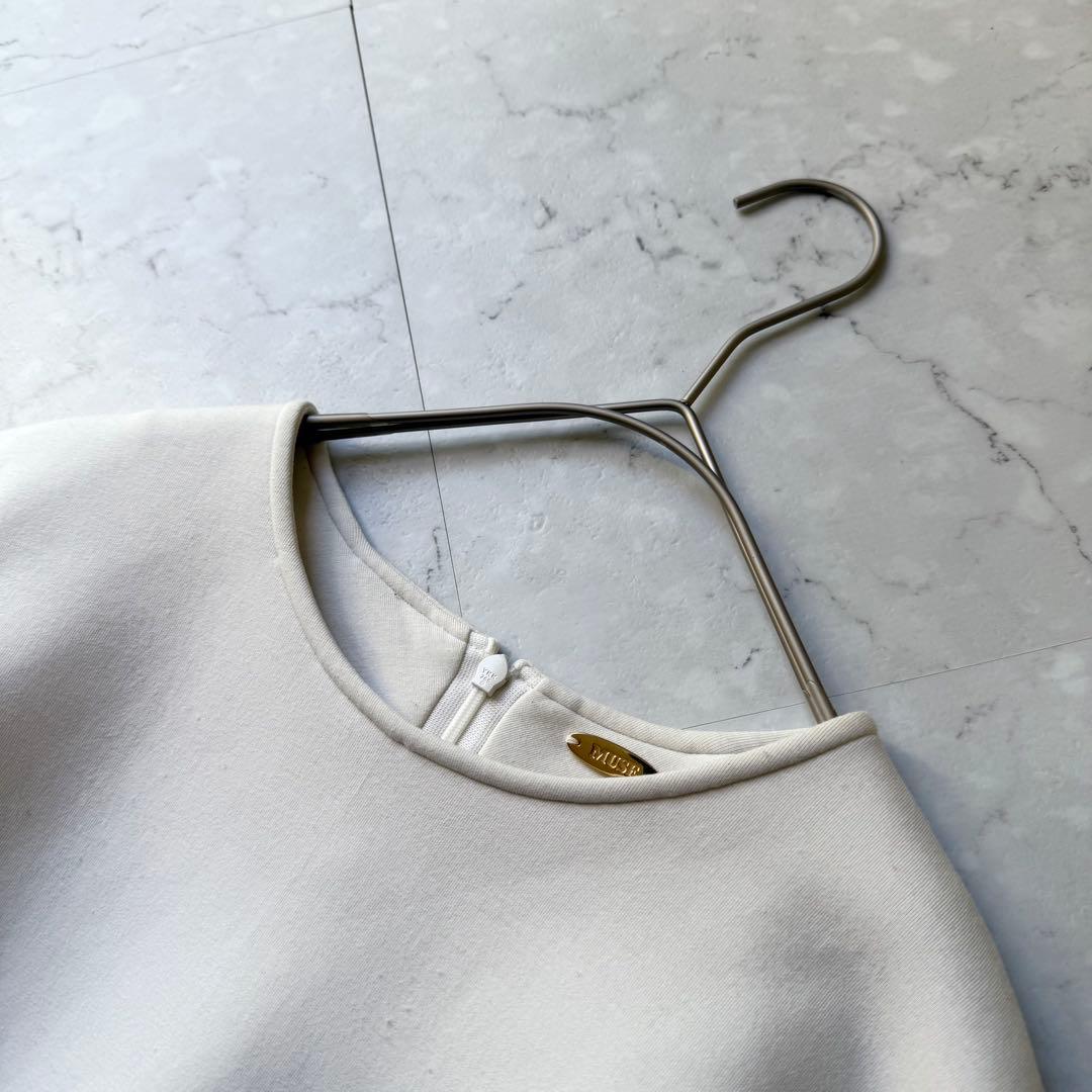 ミューズ ドゥーズィエム クラス 24年 クルーネック プルオーバー ホワイト