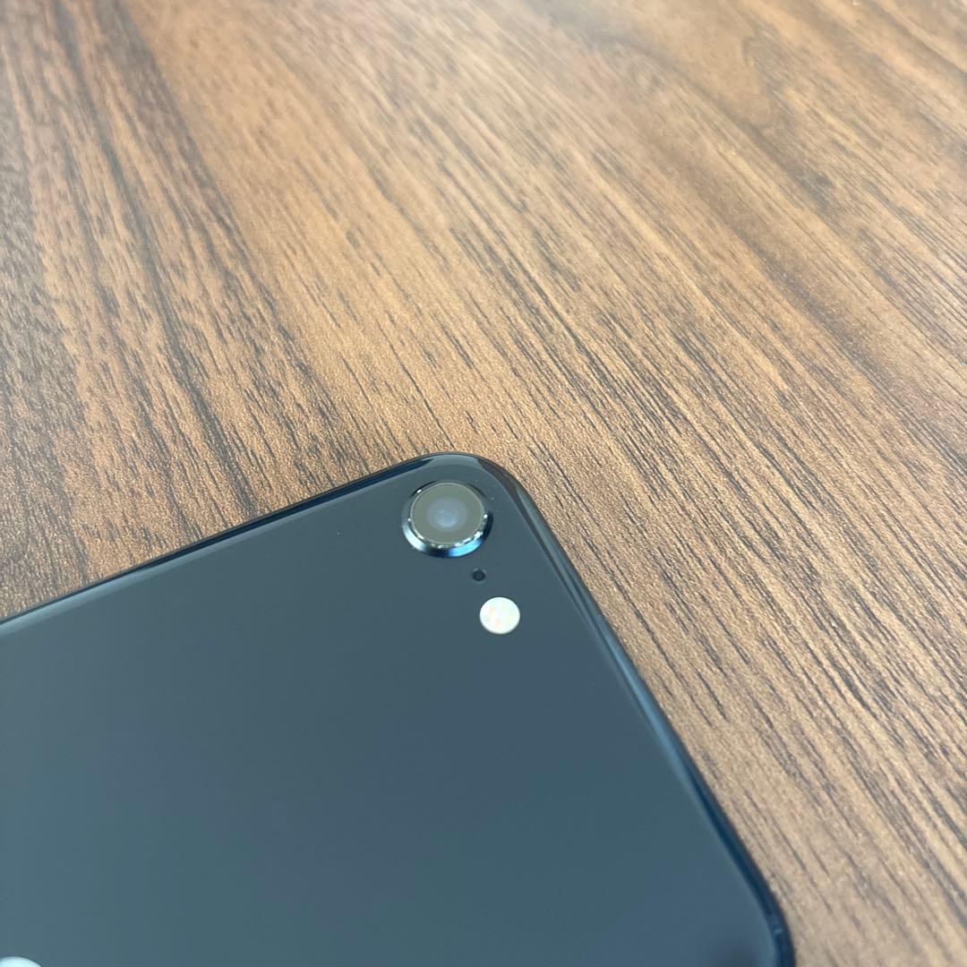 iPhone SE 第3世代 Midnight 64GB