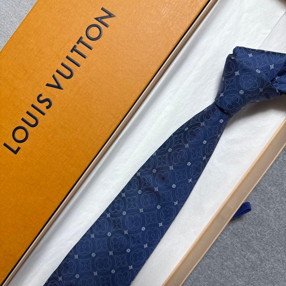 ルイ・ヴィトン　ネクタイ　青紺　モノグラム　シルクジャガード