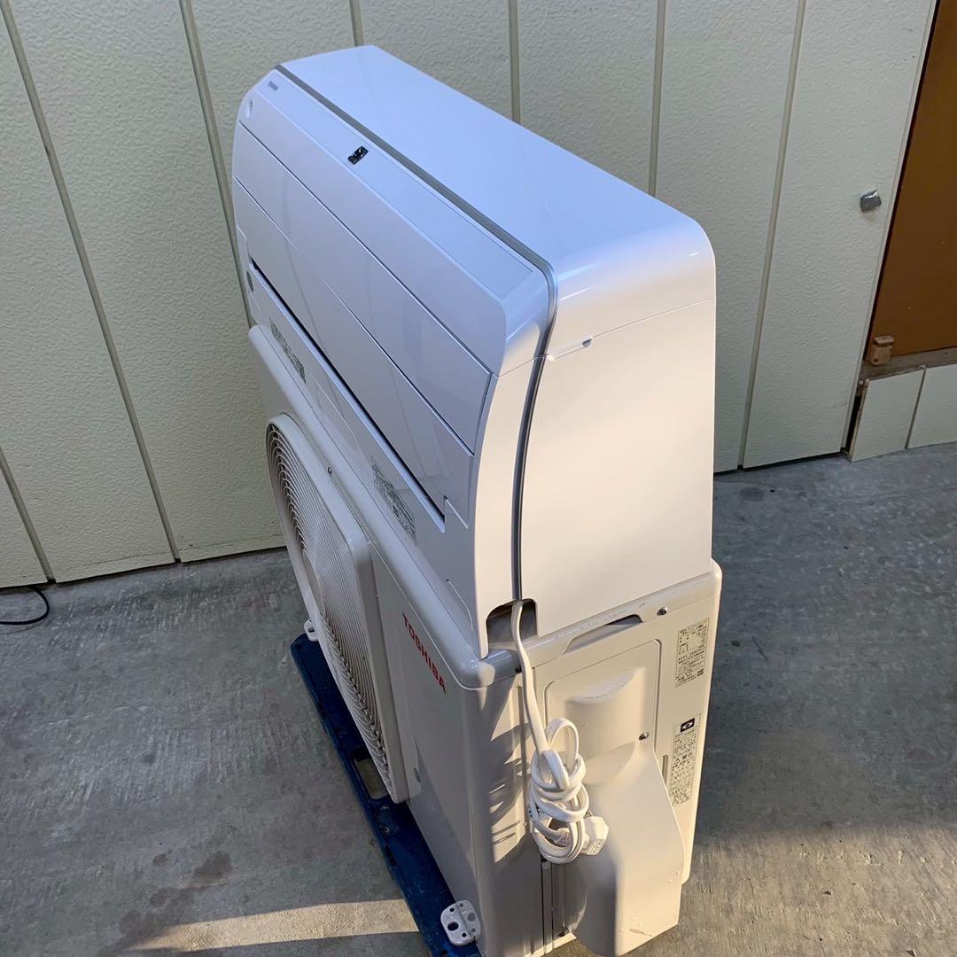 東芝エアコン　2022年製　4.0kw 主に14畳用　　　標準取り付け工事込み