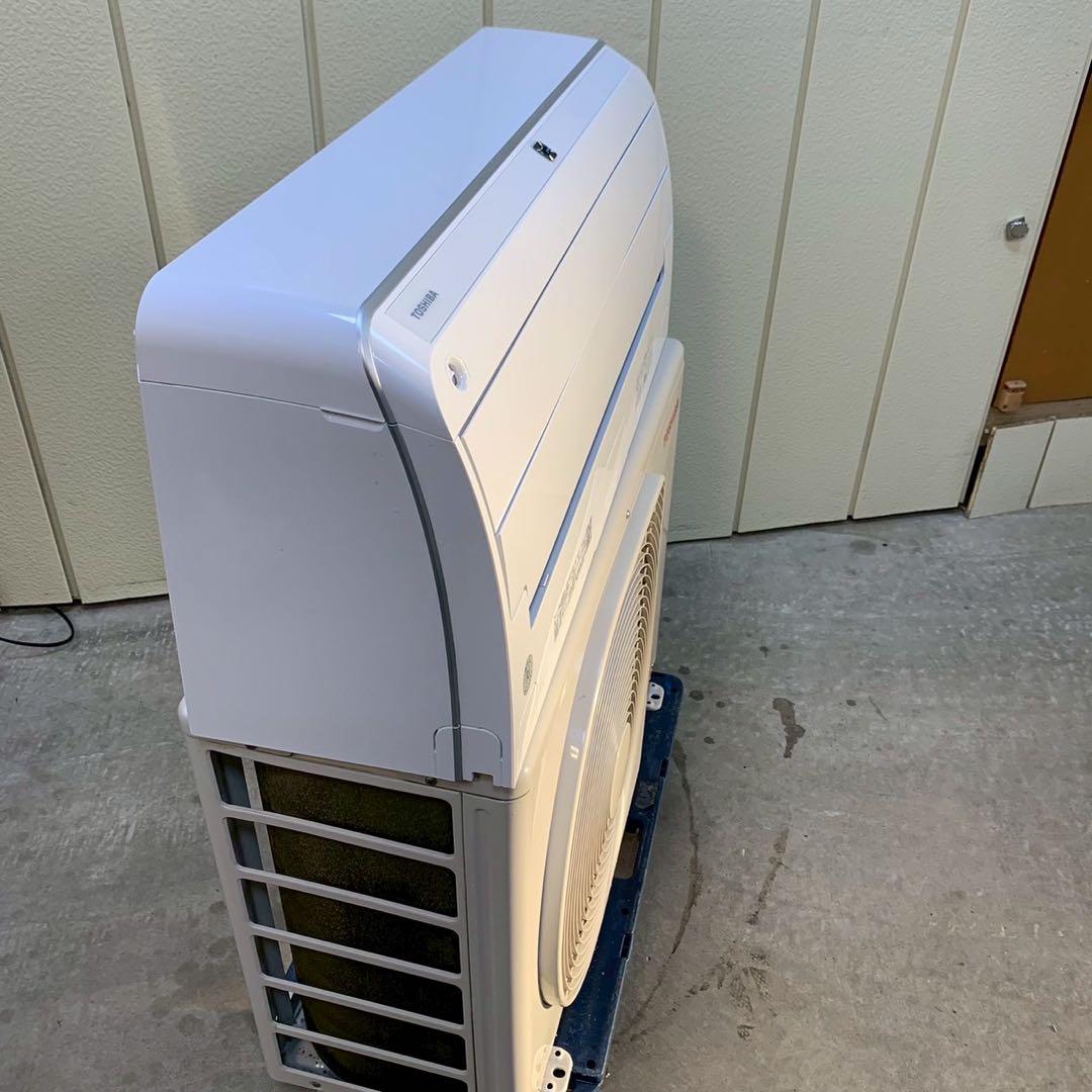 東芝エアコン　2022年製　4.0kw 主に14畳用　　　標準取り付け工事込み