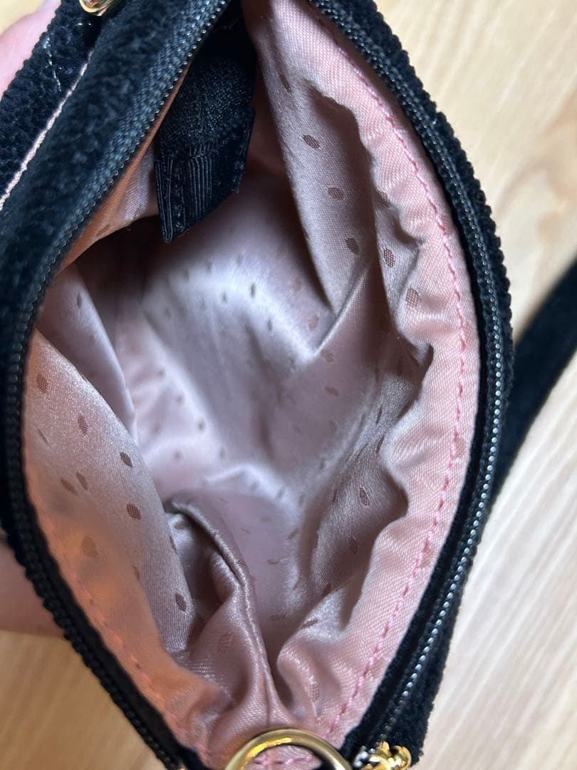 フェイラー　ユニ ブラック スマホショルダーバッグ