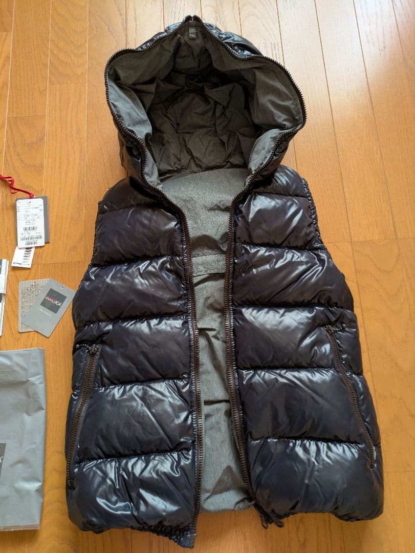 DUVETICAデュベティカ★ダウンベストネイビー×グレーリバーシブル40美品