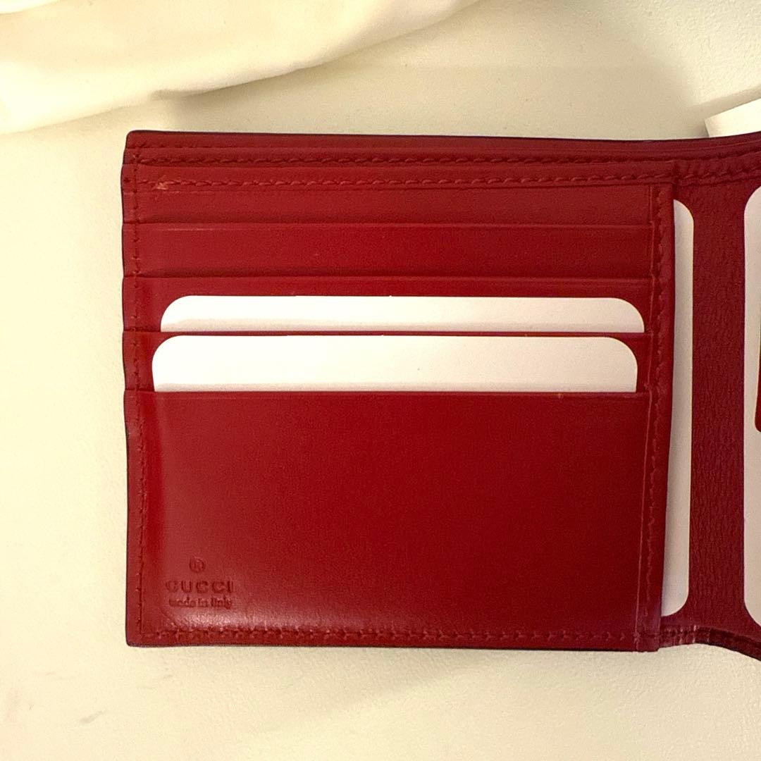 GUCCI レッド 二つ折り財布