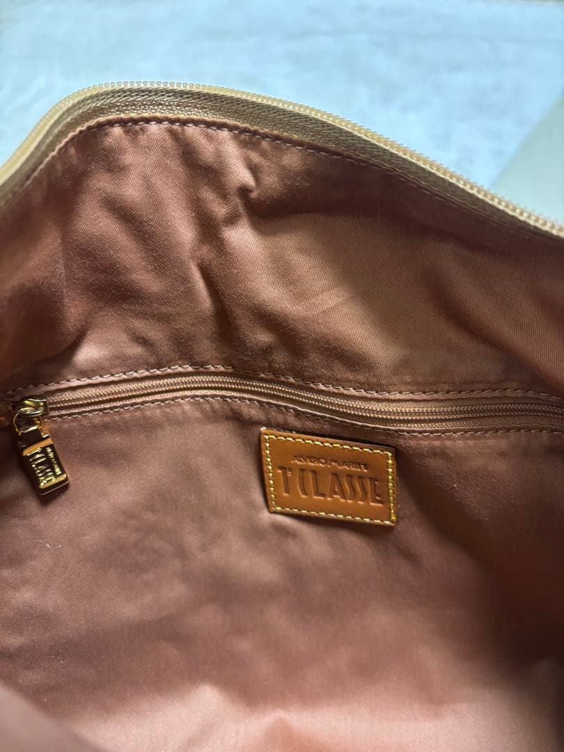 プリマクラッセショルダーバッグ