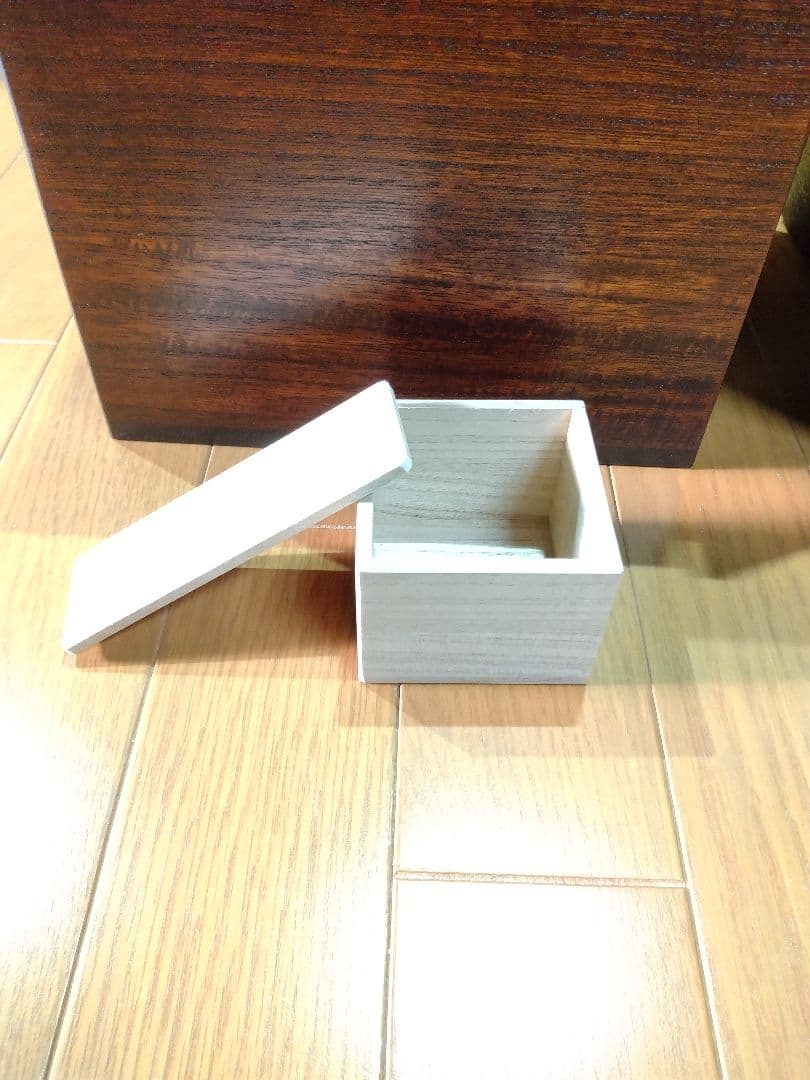 漆塗り(10回塗り)　桐米櫃(こめびつ)　5キロ用　升&すりきり板付き