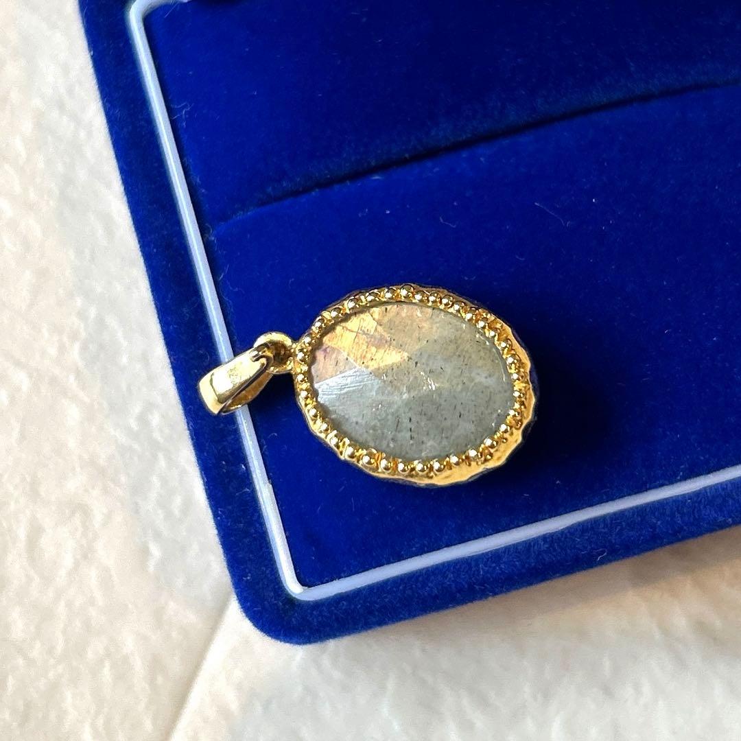 一点物 英国ヨーロッパ ミル打ち オーバルラブラドライト ネックレス トップ