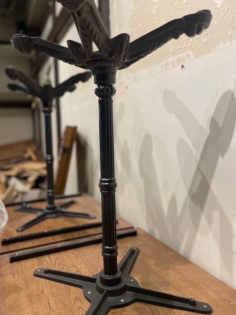 【急募】ビストロテーブル　カフェテーブル