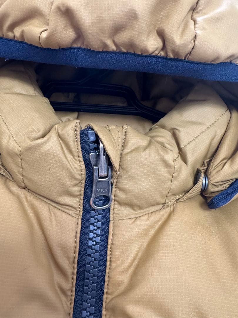 THE NORTH FACE フード付きダウンジャケット