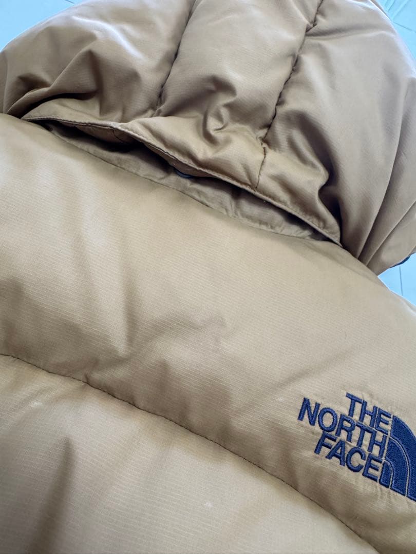 THE NORTH FACE フード付きダウンジャケット