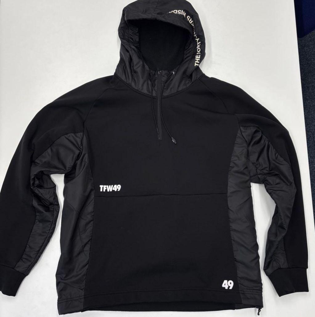 TFW49　ハーフジップパーカー　ナイロン　メンズウェア　ゴルフ　GOLF