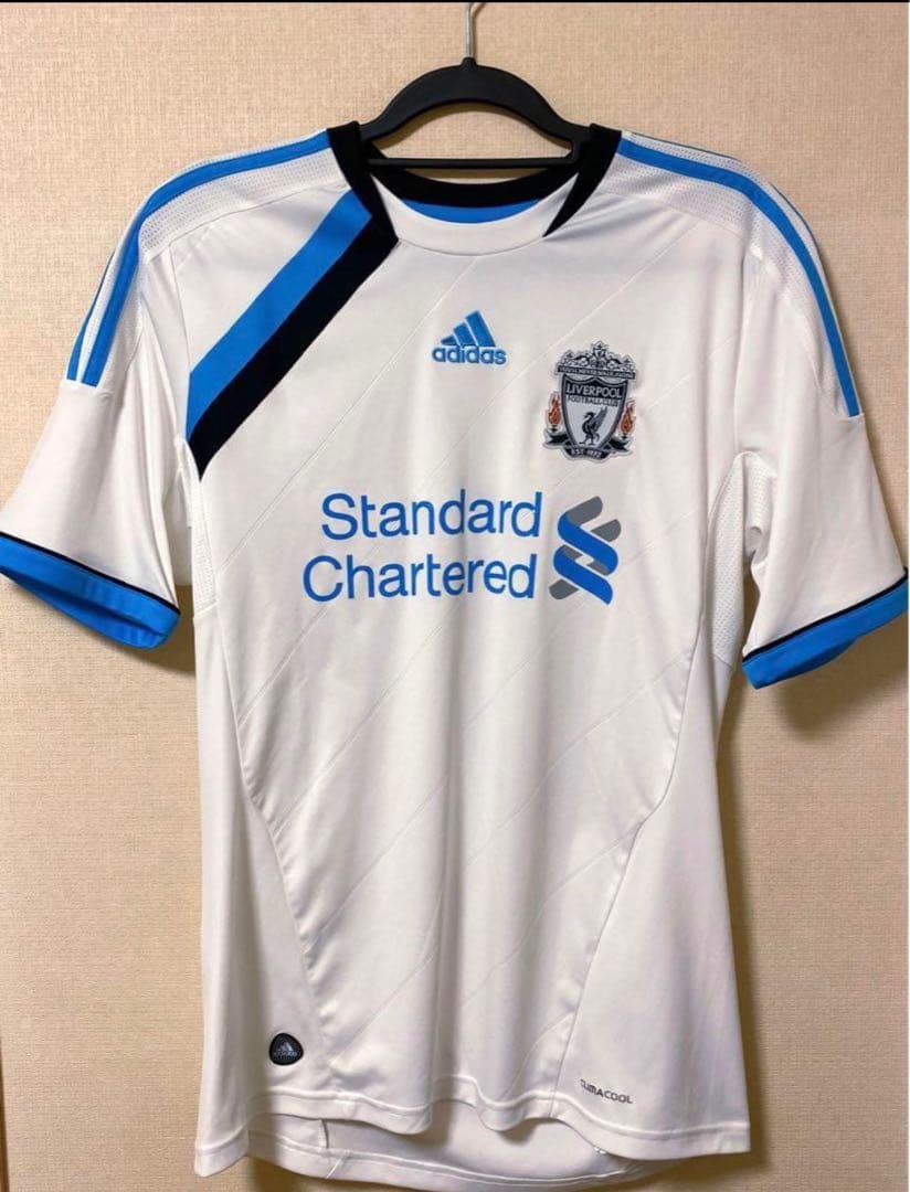 正規品　リバプール　ルイススアレス　ユニフォーム