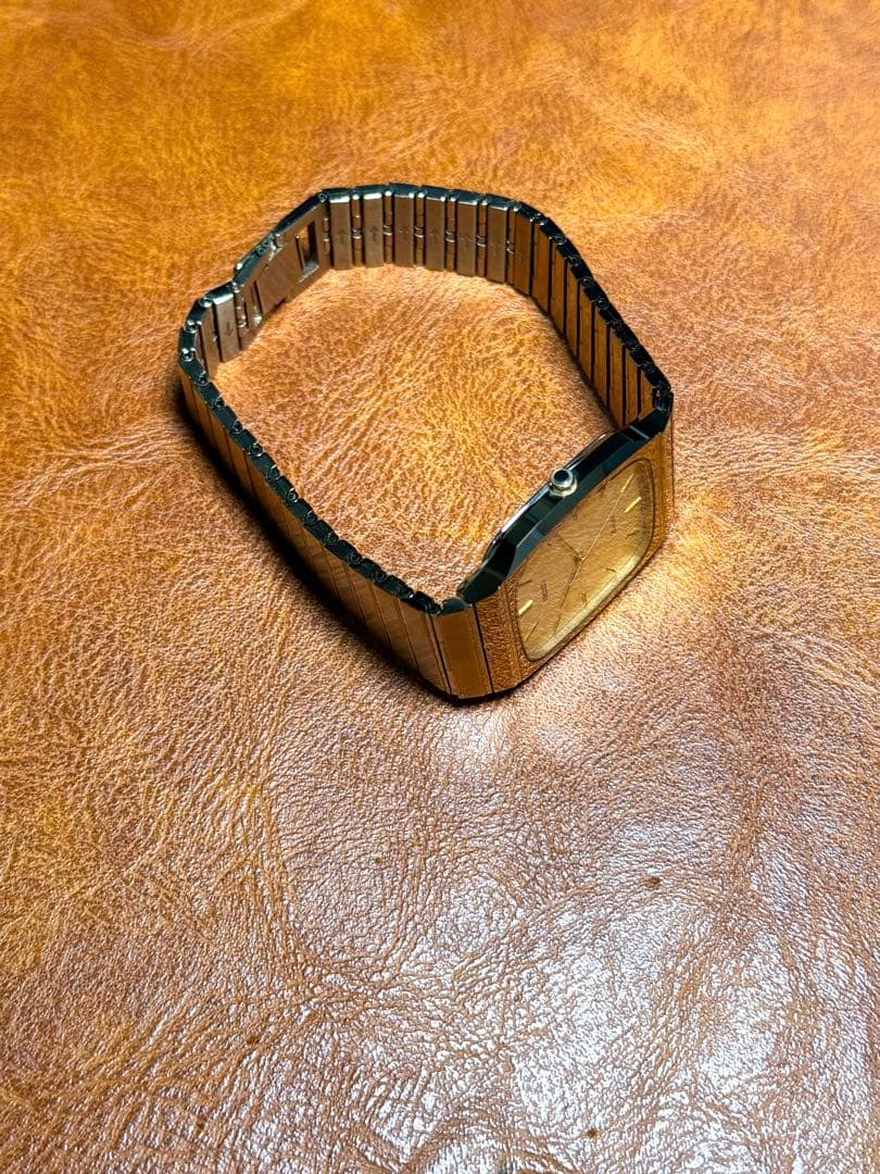 A67 希少 稼動品 SEIKO DOLCE レクタンギュラー 90年代