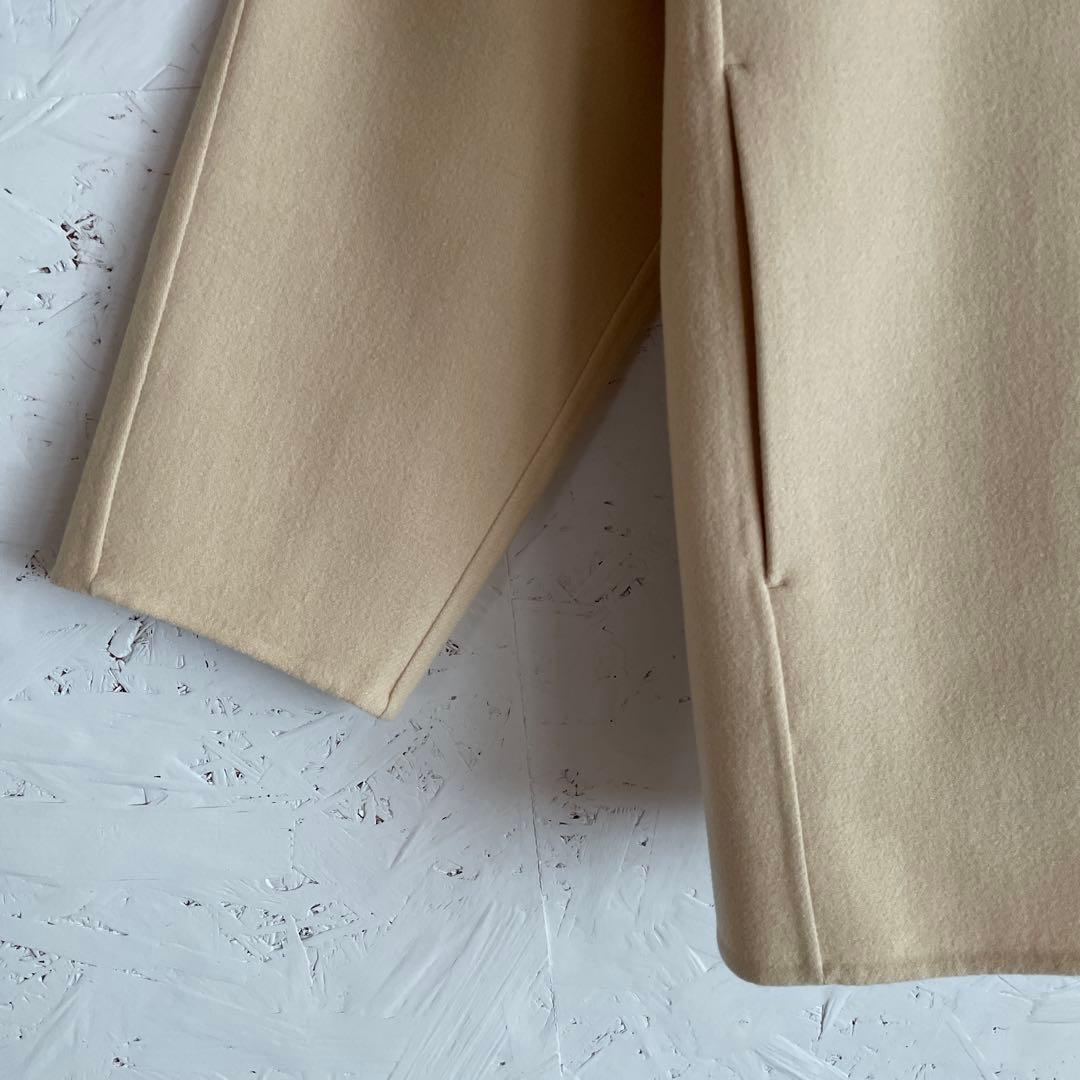 【UNITED ARROWS】Vネックリバーショートコート　ナチュラル　36