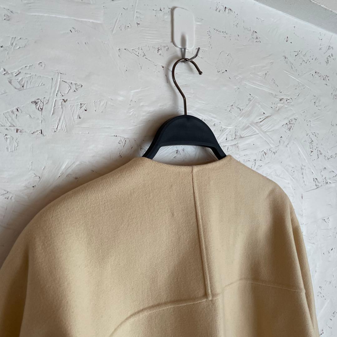 【UNITED ARROWS】Vネックリバーショートコート　ナチュラル　36