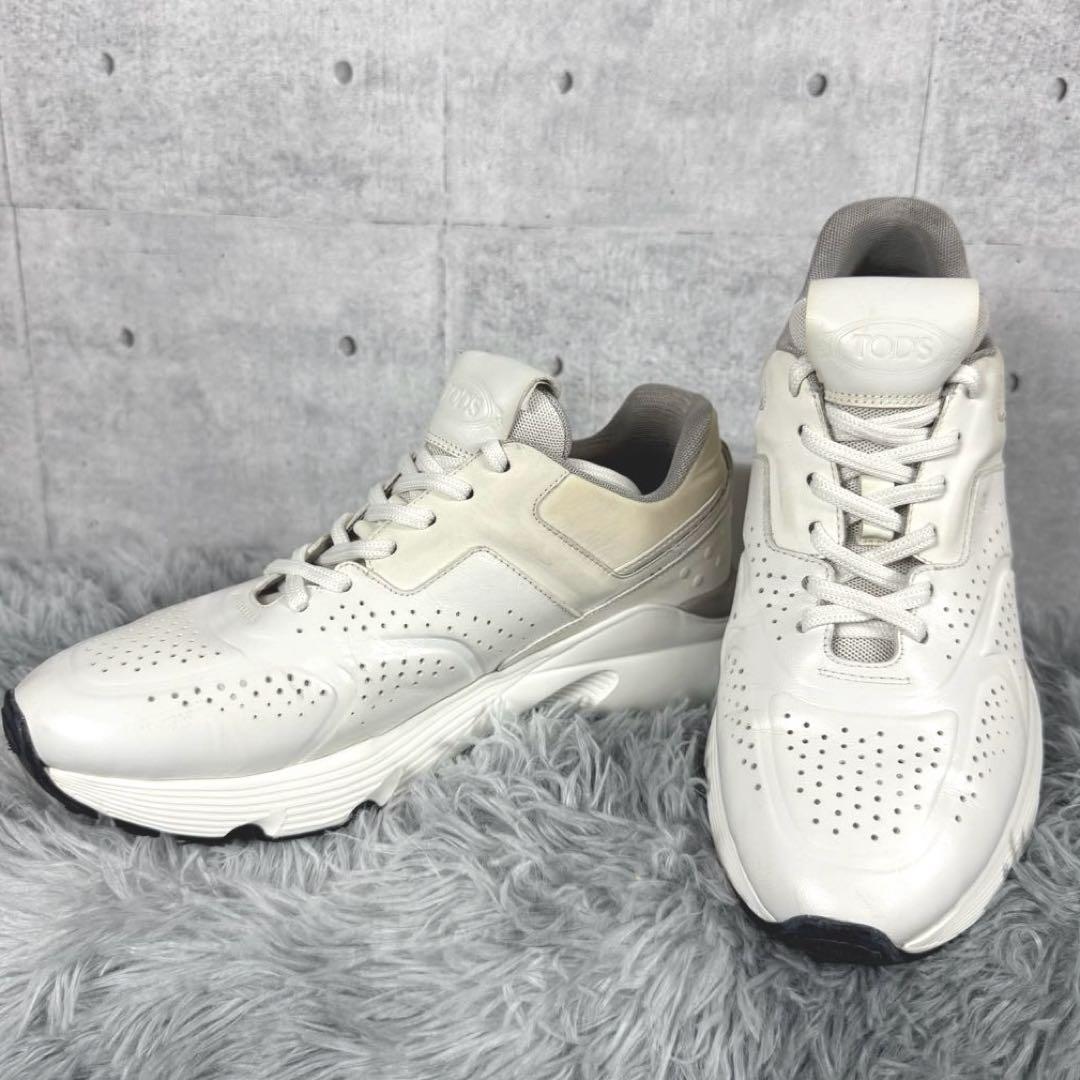 さ*ん様 【良品】TOD’S 厚底レザースニーカー 38 白 ホワイト系 クリー