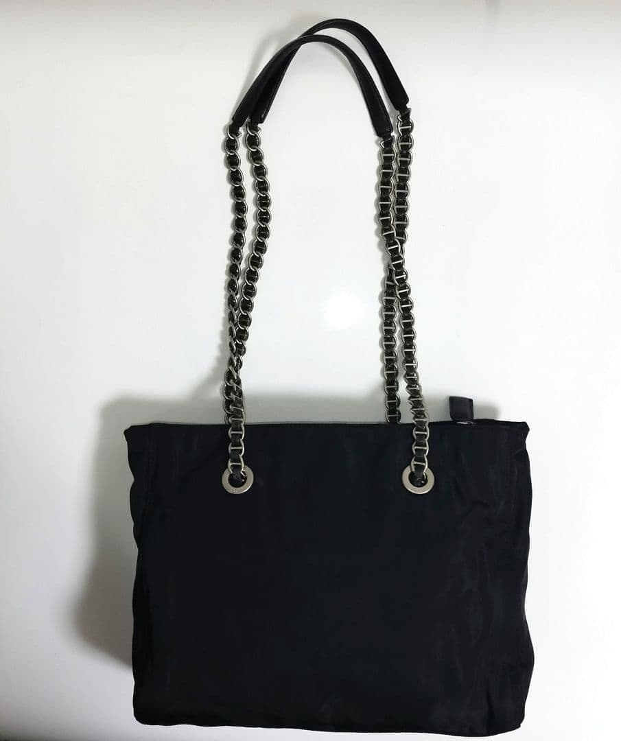 美品☆　プラダ　シルバーチェーン　ショルダーバッグ　ナイロン　三角ロゴプレート