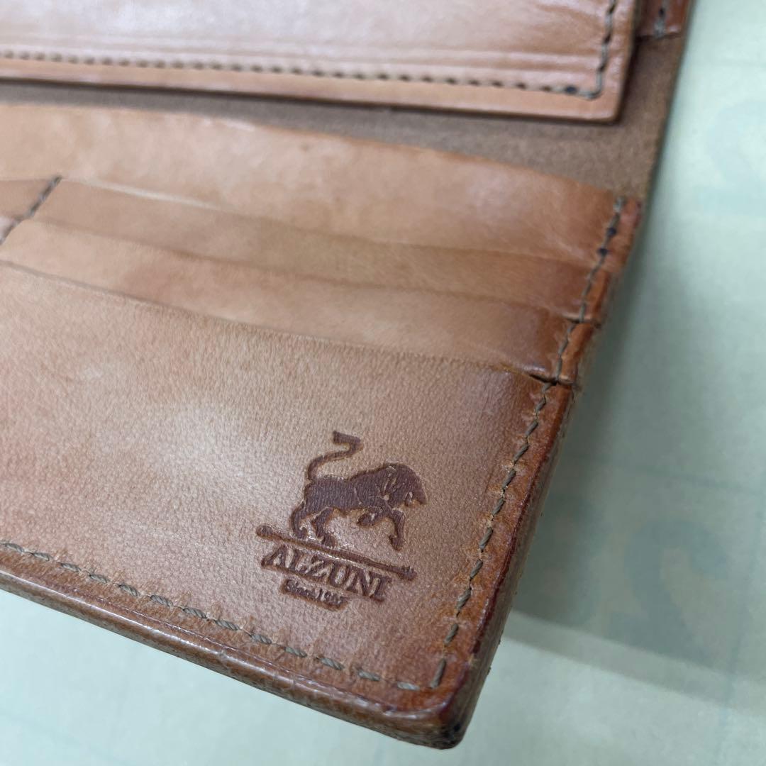ALZUNI レザー三つ折り財布 ブラウン 編み込みデザイン
