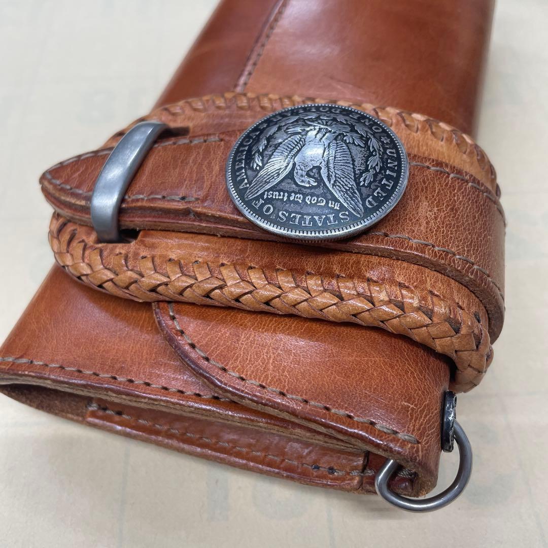 ALZUNI レザー三つ折り財布 ブラウン 編み込みデザイン