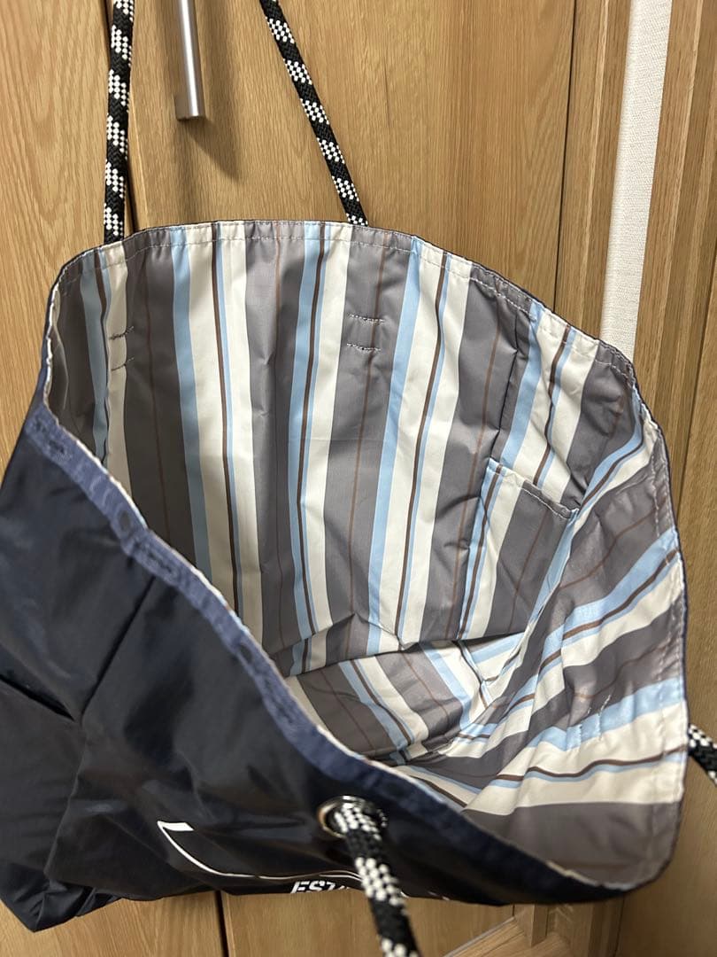 新品　Le Sportsac トートバッグ ネイビーリバーシブル
