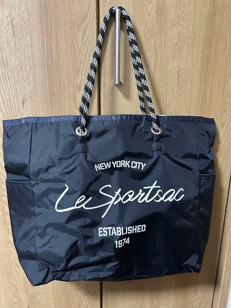 新品　Le Sportsac トートバッグ ネイビーリバーシブル
