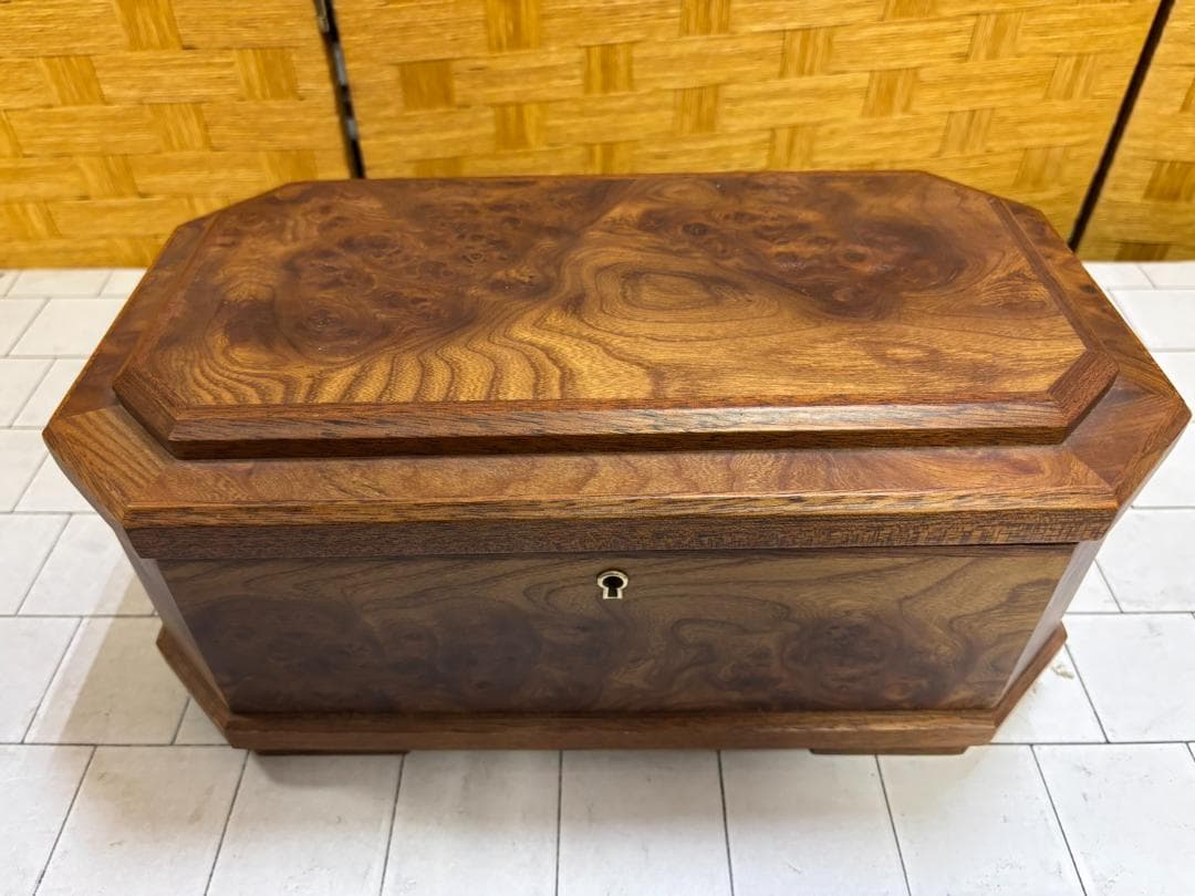 【難あり中古品】AQRESTI ジュエリーボックス 宝石箱 鍵付き イタリア製