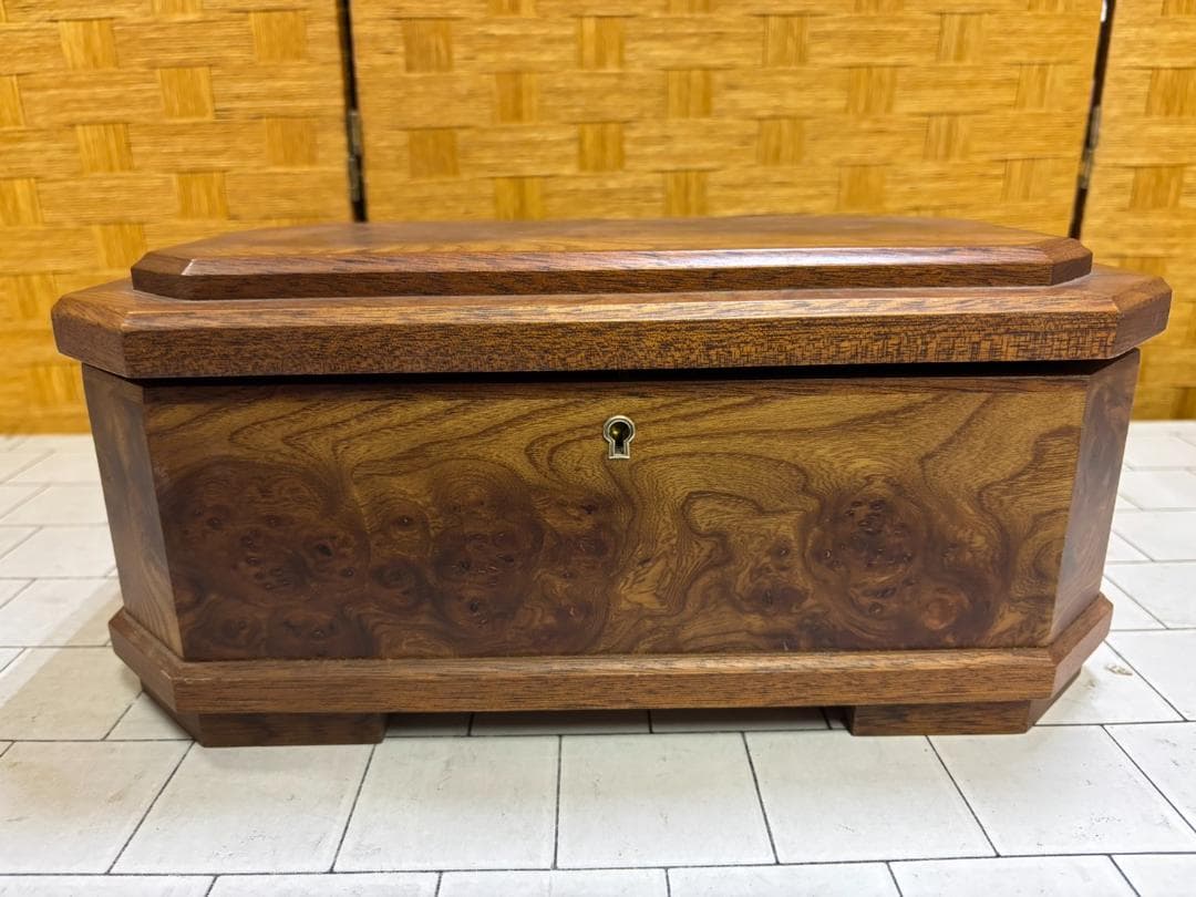 【難あり中古品】AQRESTI ジュエリーボックス 宝石箱 鍵付き イタリア製