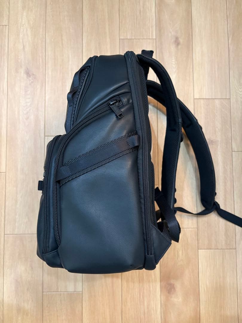 TUMI サーチ レザー