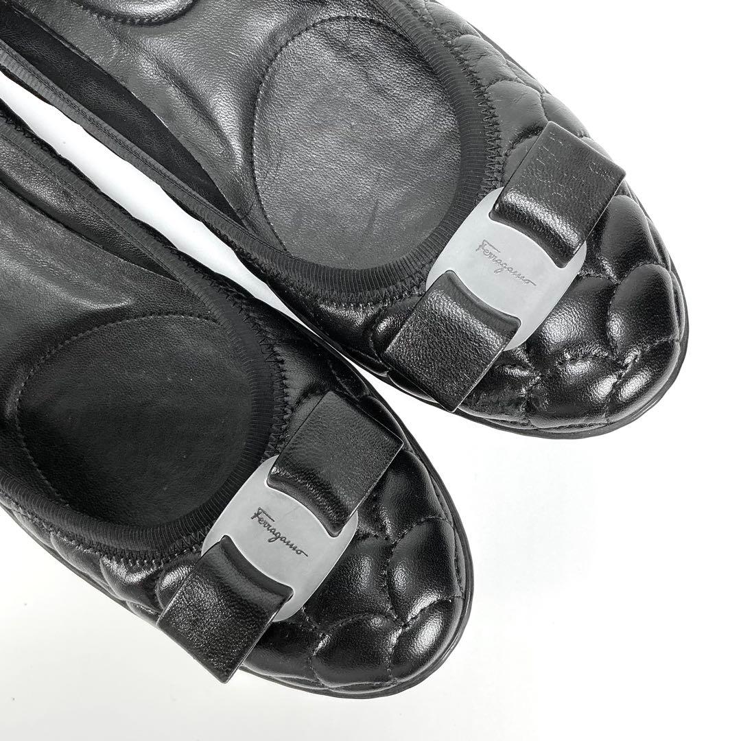 FERRAGAMO　パンプス　ヴァラリボン　キルティング　バレエシューズ