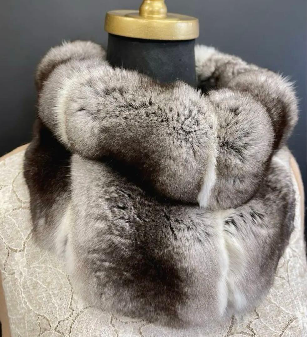 チンチラ　ラウンドカラー／天然色　スヌードタイプ／GAKE日本製❣️