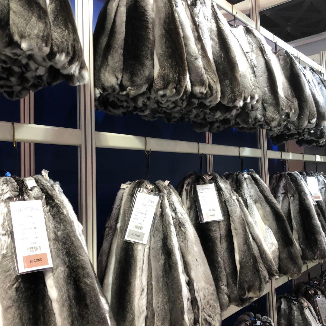 チンチラ　ラウンドカラー／天然色　スヌードタイプ／GAKE日本製❣️