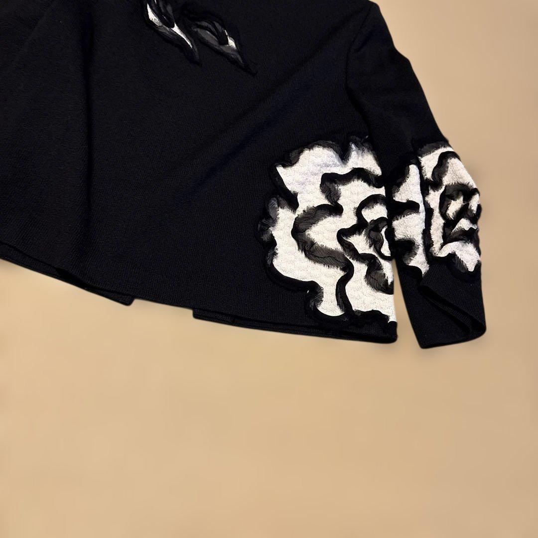 ST. JOHN ノーカラージャケット 黒/白刺繍