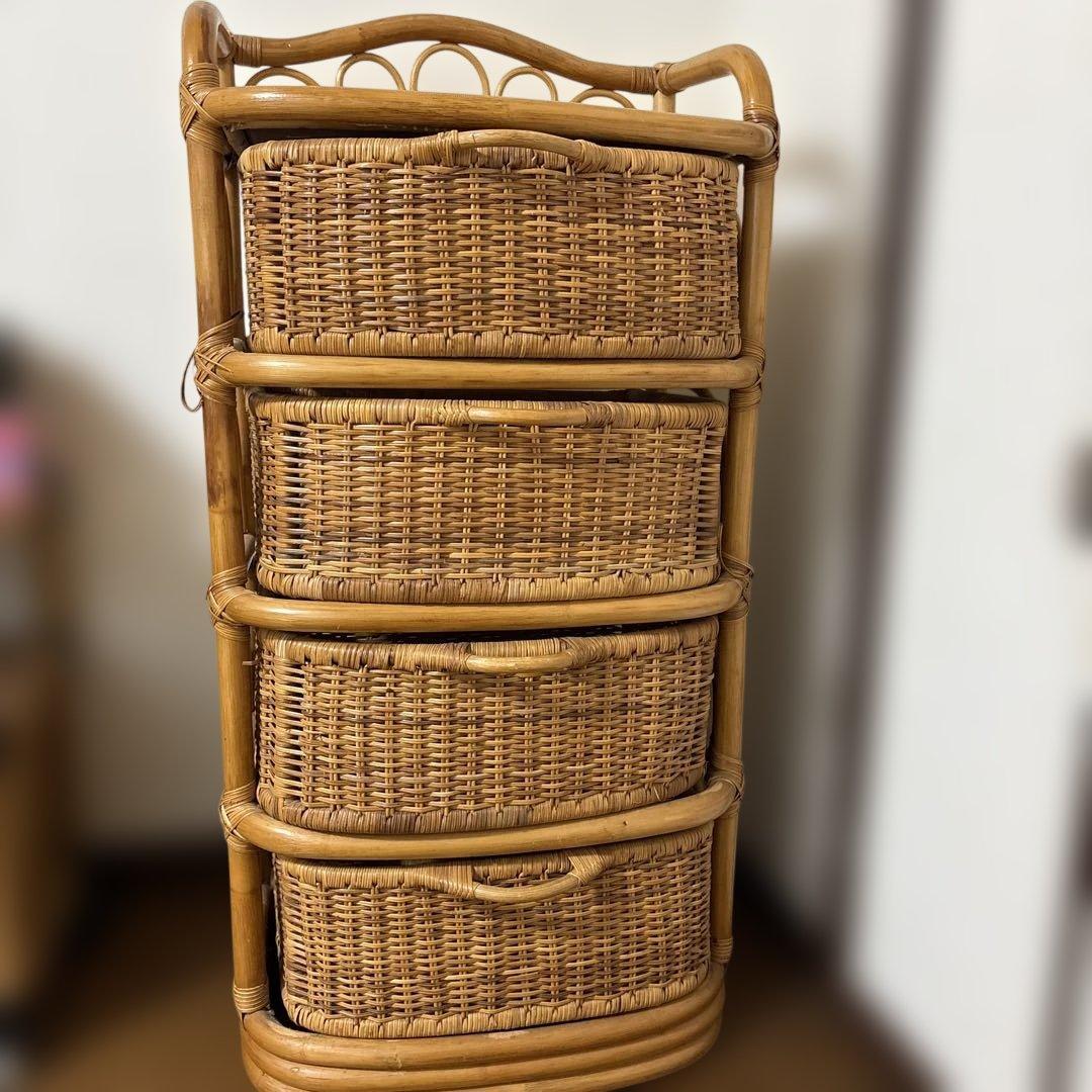 ま*ん様 ナチュラルラタン 4段チェスト