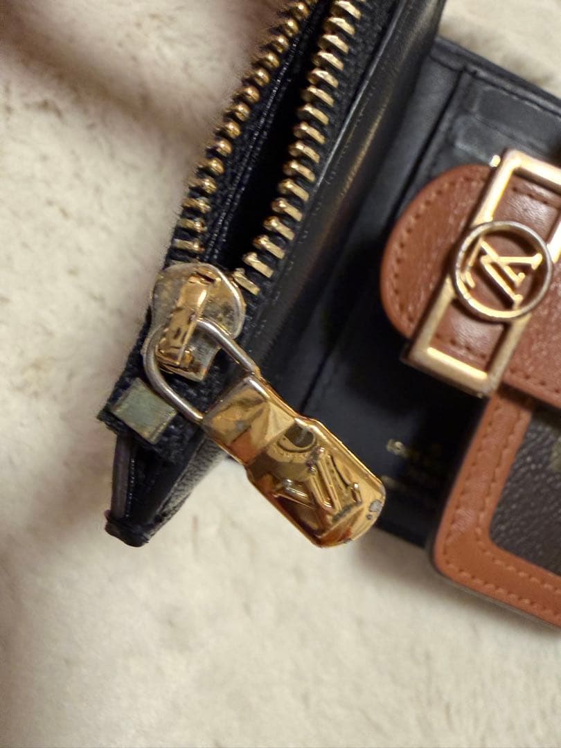 VUITTON ヴィトン 財布 三つ折財布 早い者勝ち❣️