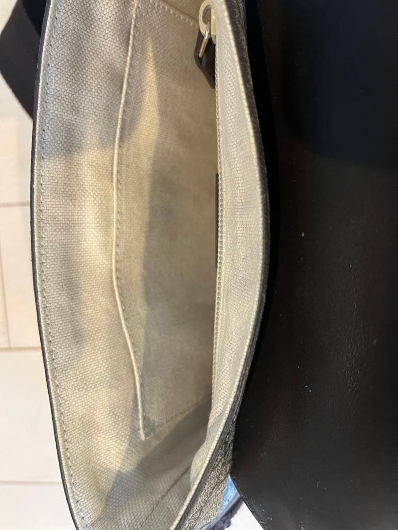 GUCCI GGパターン メッセンジャーバッグ