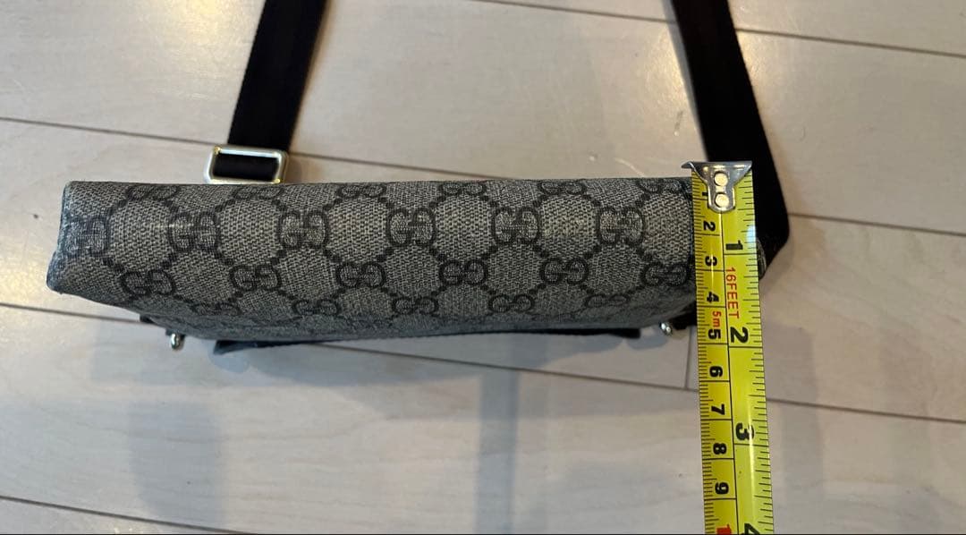 GUCCI GGパターン メッセンジャーバッグ