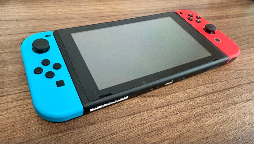 Nintendo Switch 本体 青/赤 ジョイコン付き