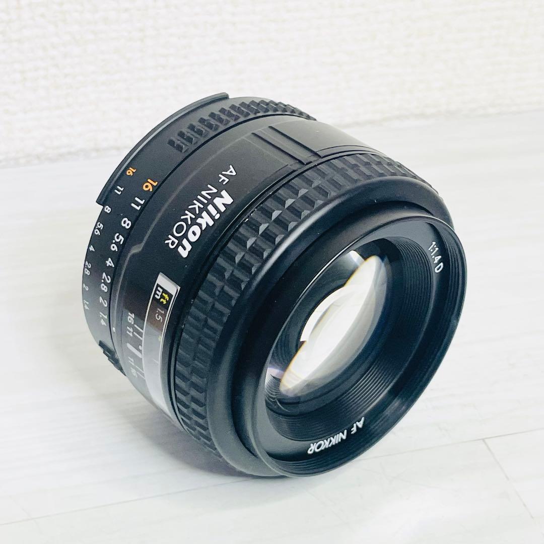 Nikon AF NIKKOR 50mm f/1.4 D レンズ　ニコン