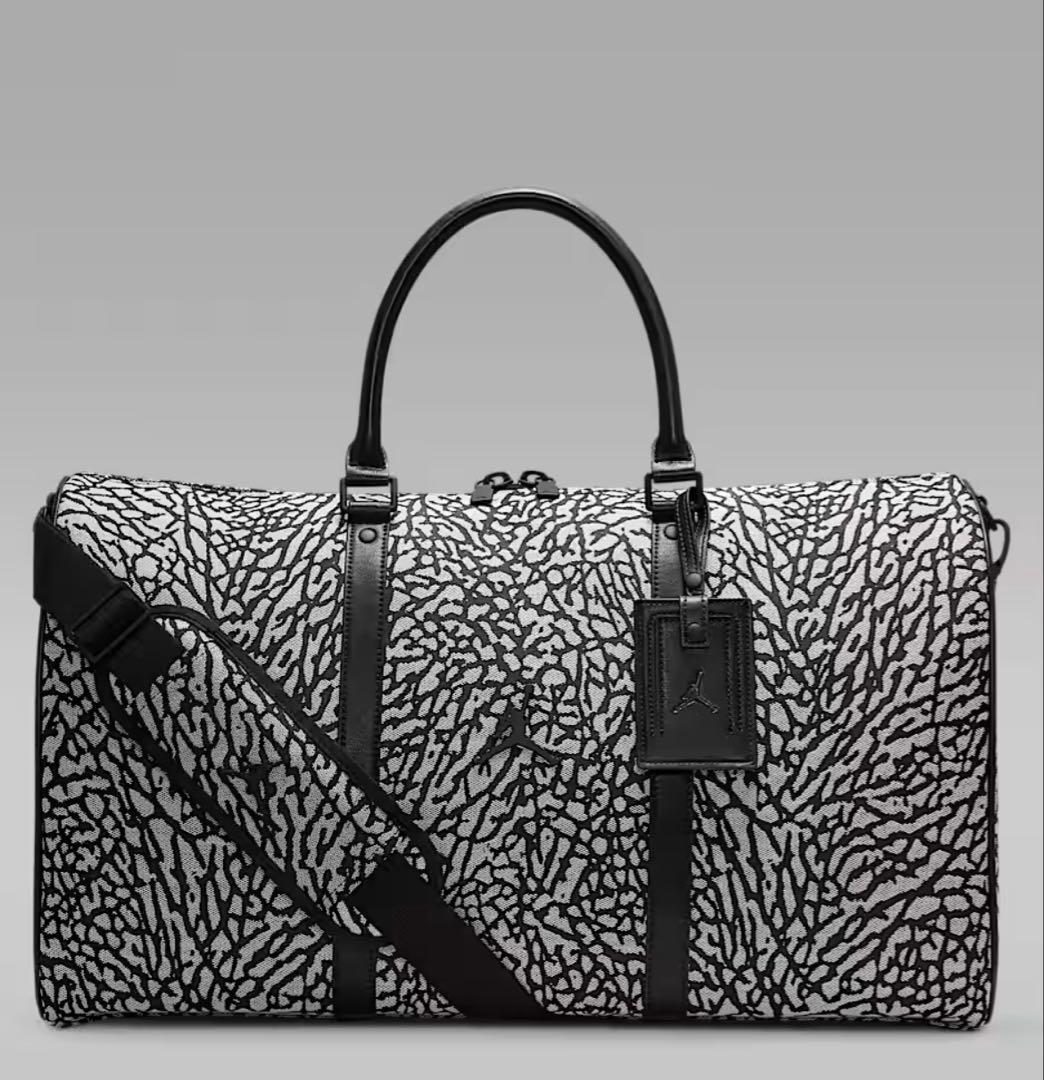 NIKE ジョーダン　　アイコン ダッフルバッグ ボストンバッグ