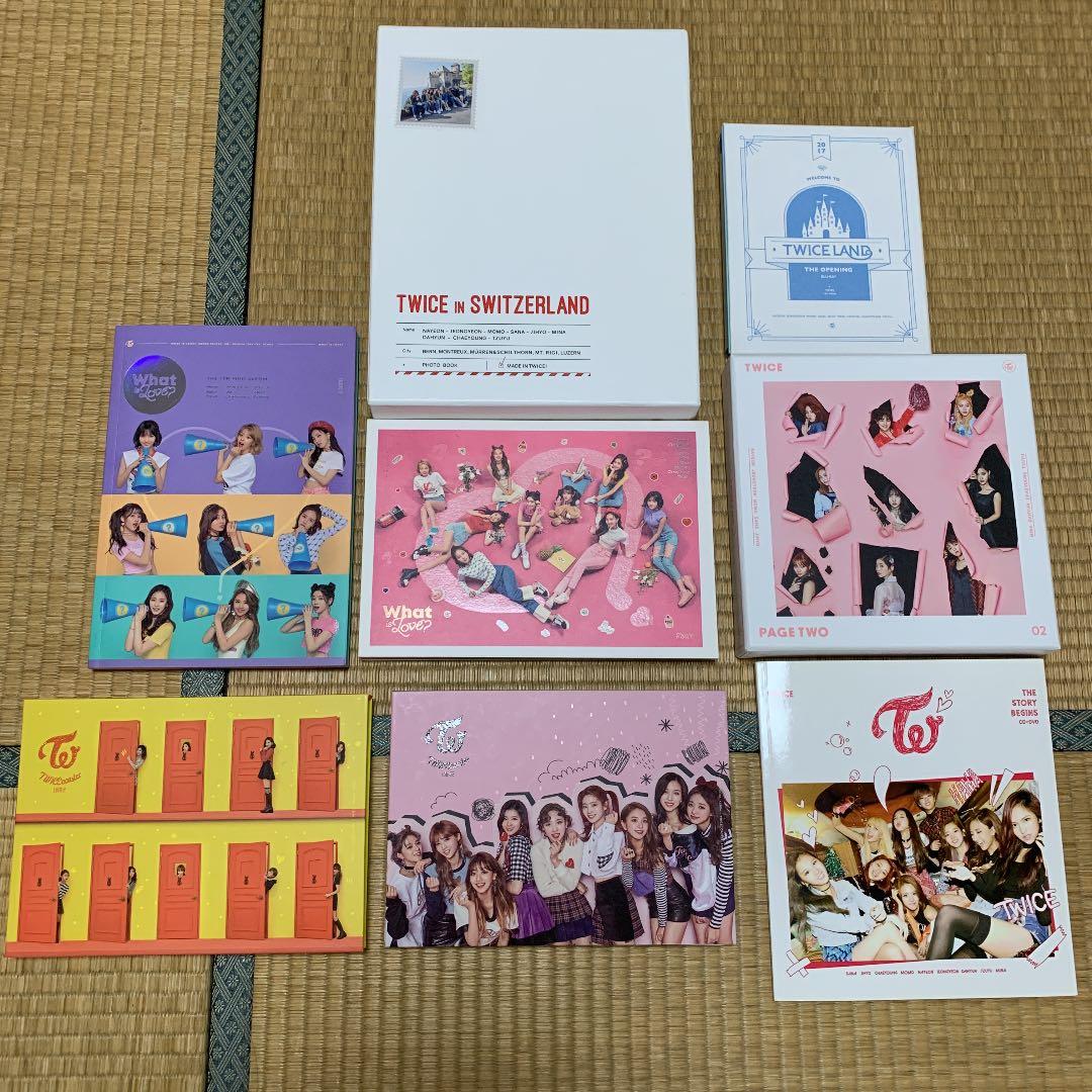 TWICEアルバム、CD、DVD、本、カードセット＋公式ペンライト　まとめ売り