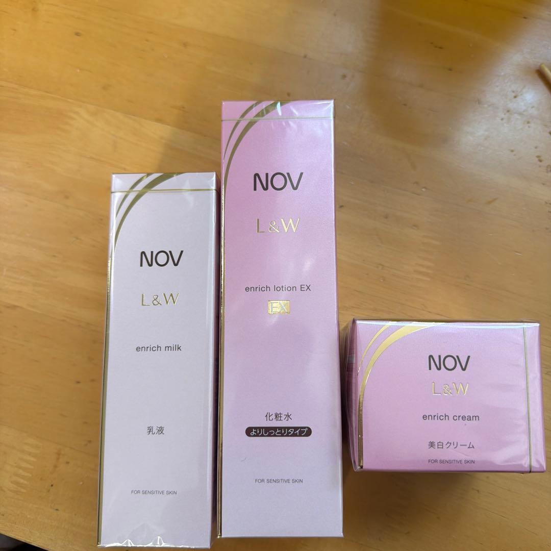 NOV L&W エンリッチミルク・ローション・クリーム３点