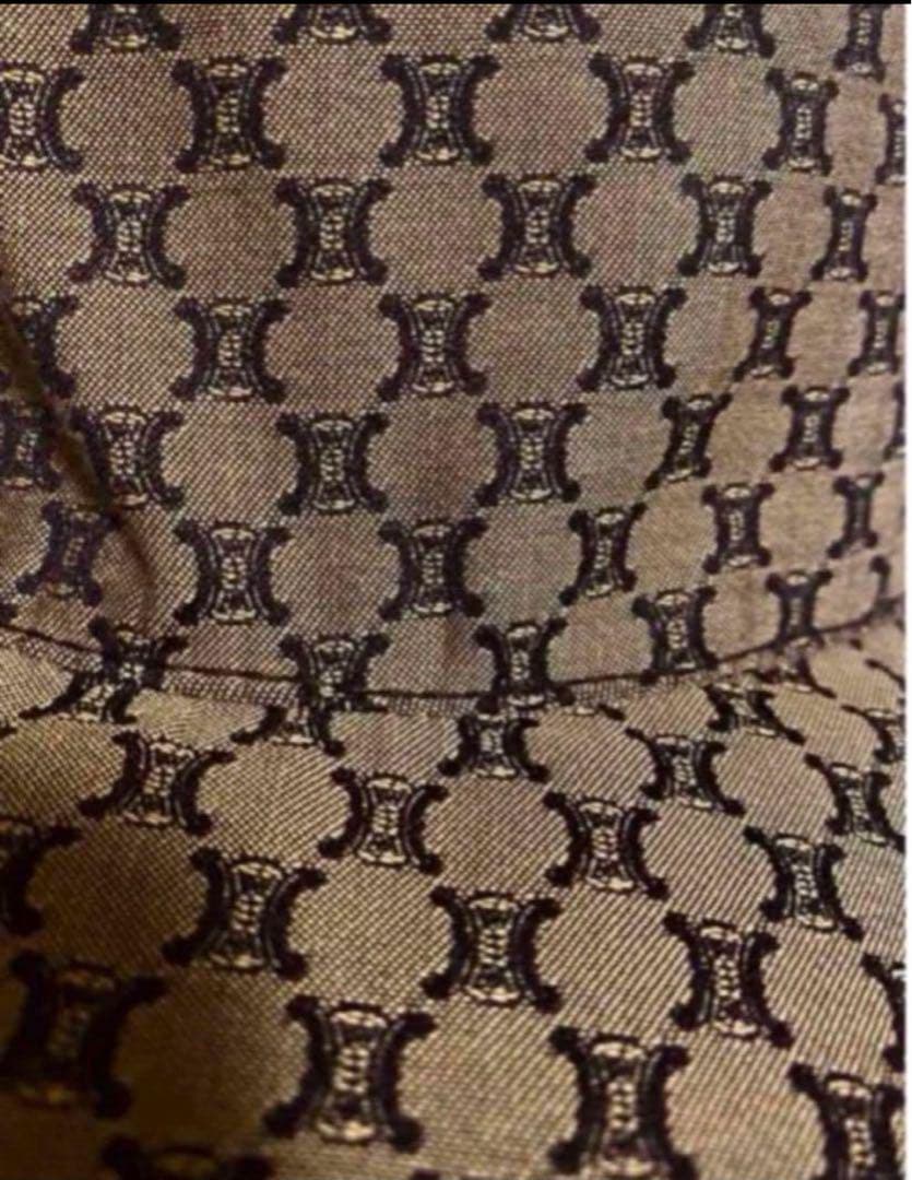 新品 CELlNEセリーヌ バケットハット 帽子