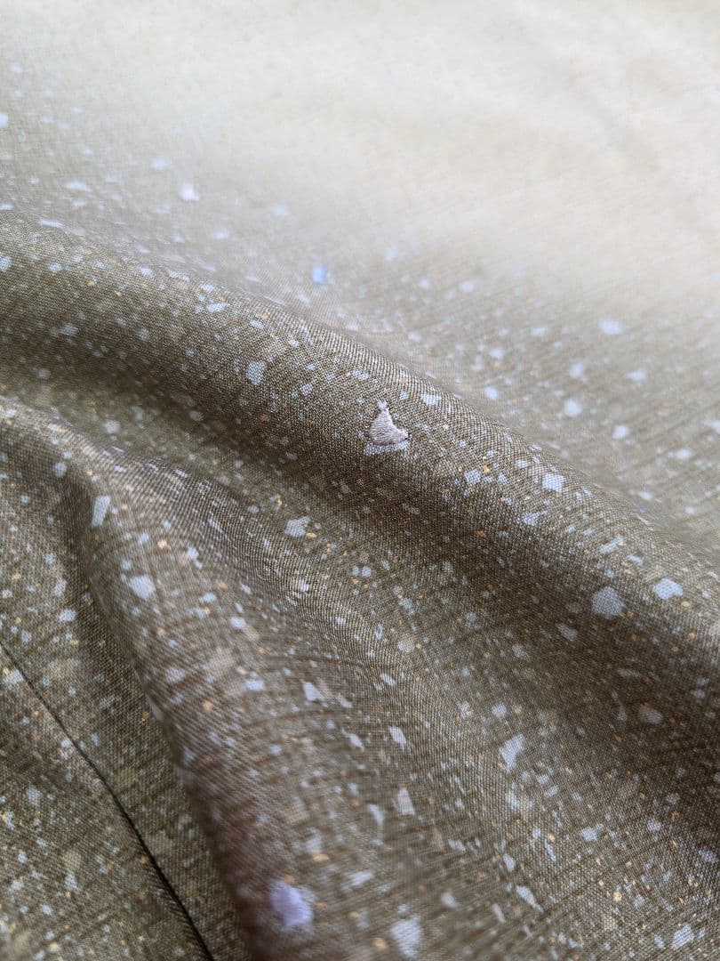 着物 本場大島紬 藤絹織物 最高峰 染め大島紬 未使用品 金銀刺繍 美品 正絹