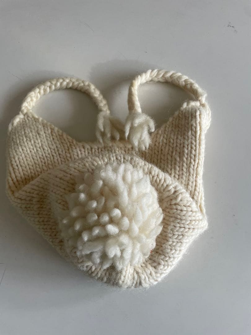 ナンバーナイン　 ウール 100% ポンポン付きニット帽