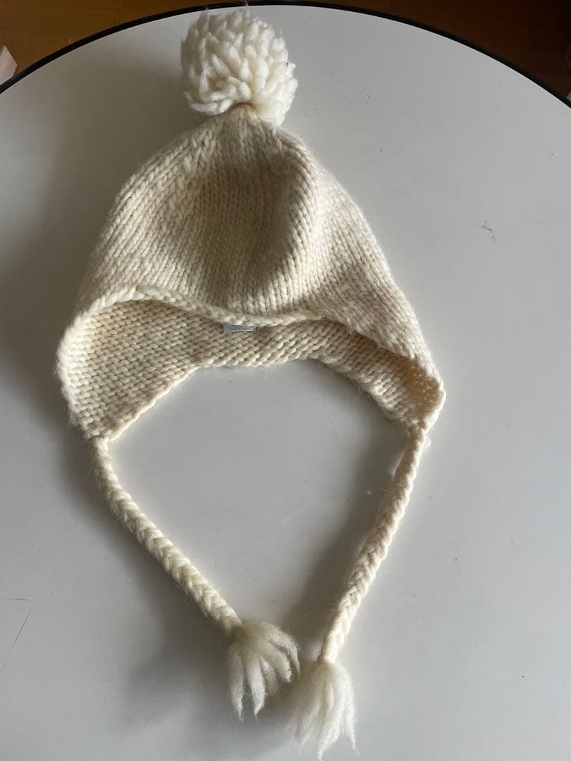 ナンバーナイン　 ウール 100% ポンポン付きニット帽