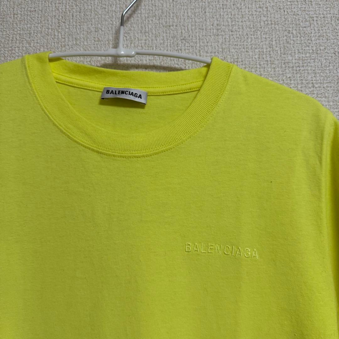 バレンシアガ　Tシャツ　蛍光黄色