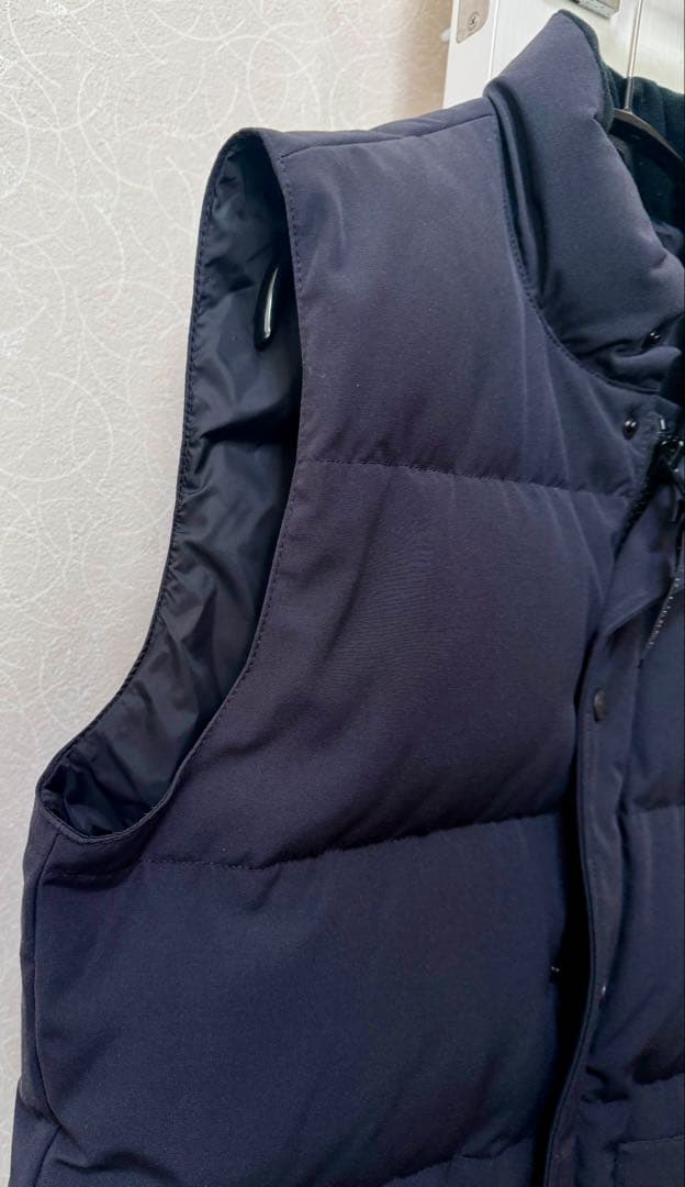 カナダグース/ FREESTYLE CREW VESTダウンベスト S/P