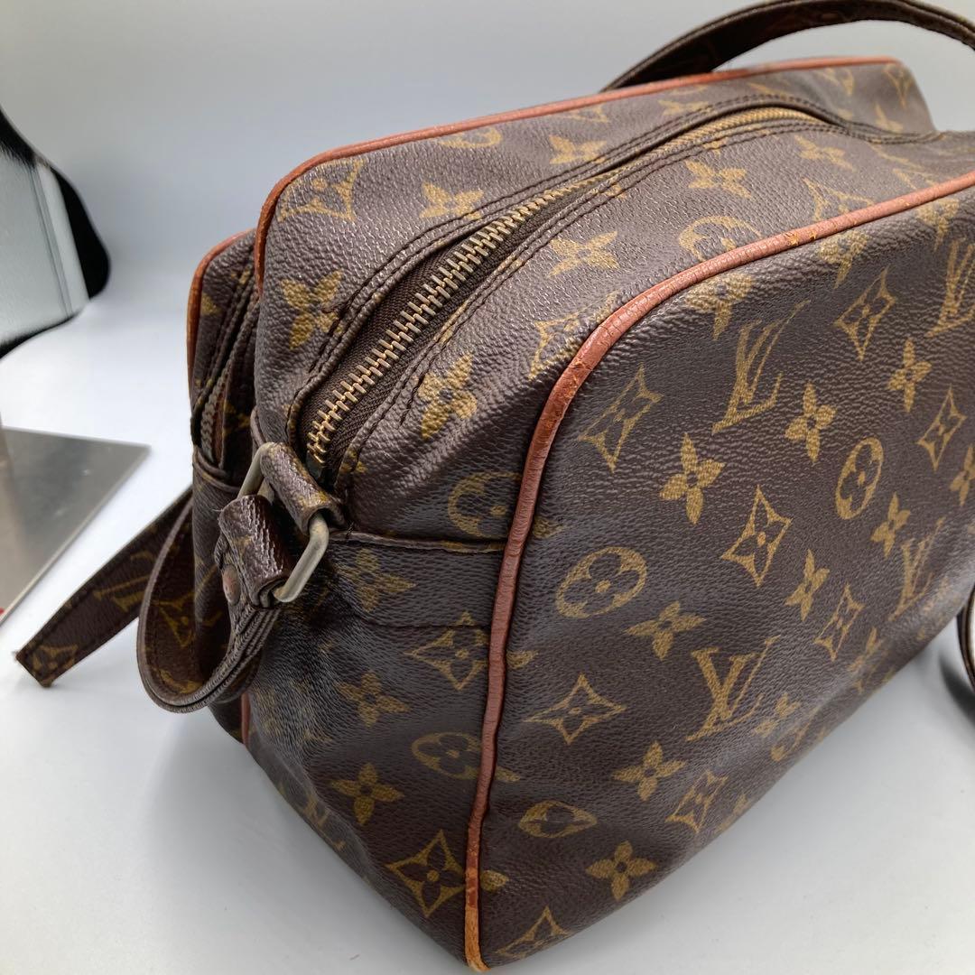 ！外観美品！　ルイヴィトン　ナイル　ショルダーバッグ　モノグラム　10A