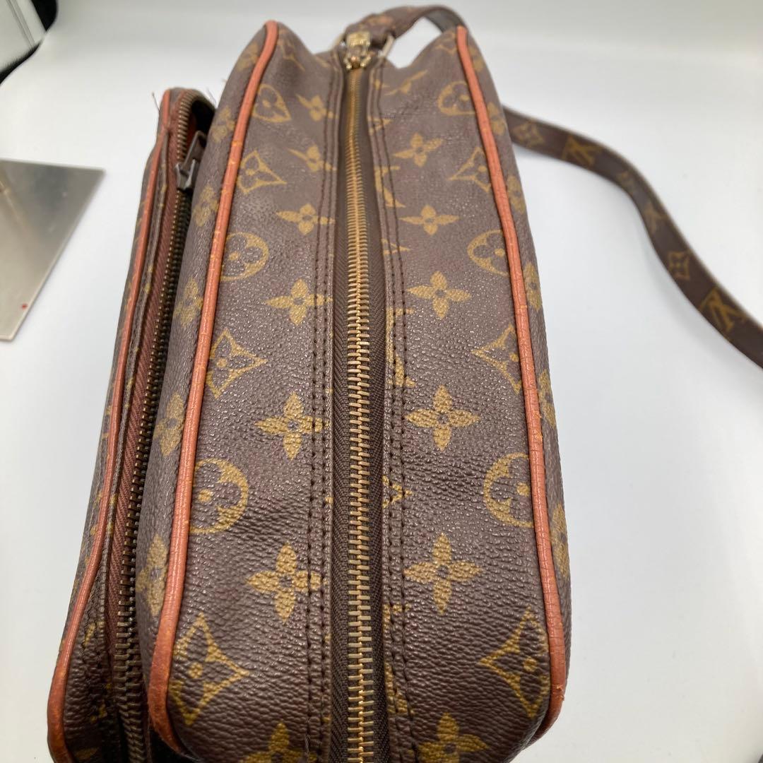 ！外観美品！　ルイヴィトン　ナイル　ショルダーバッグ　モノグラム　10A