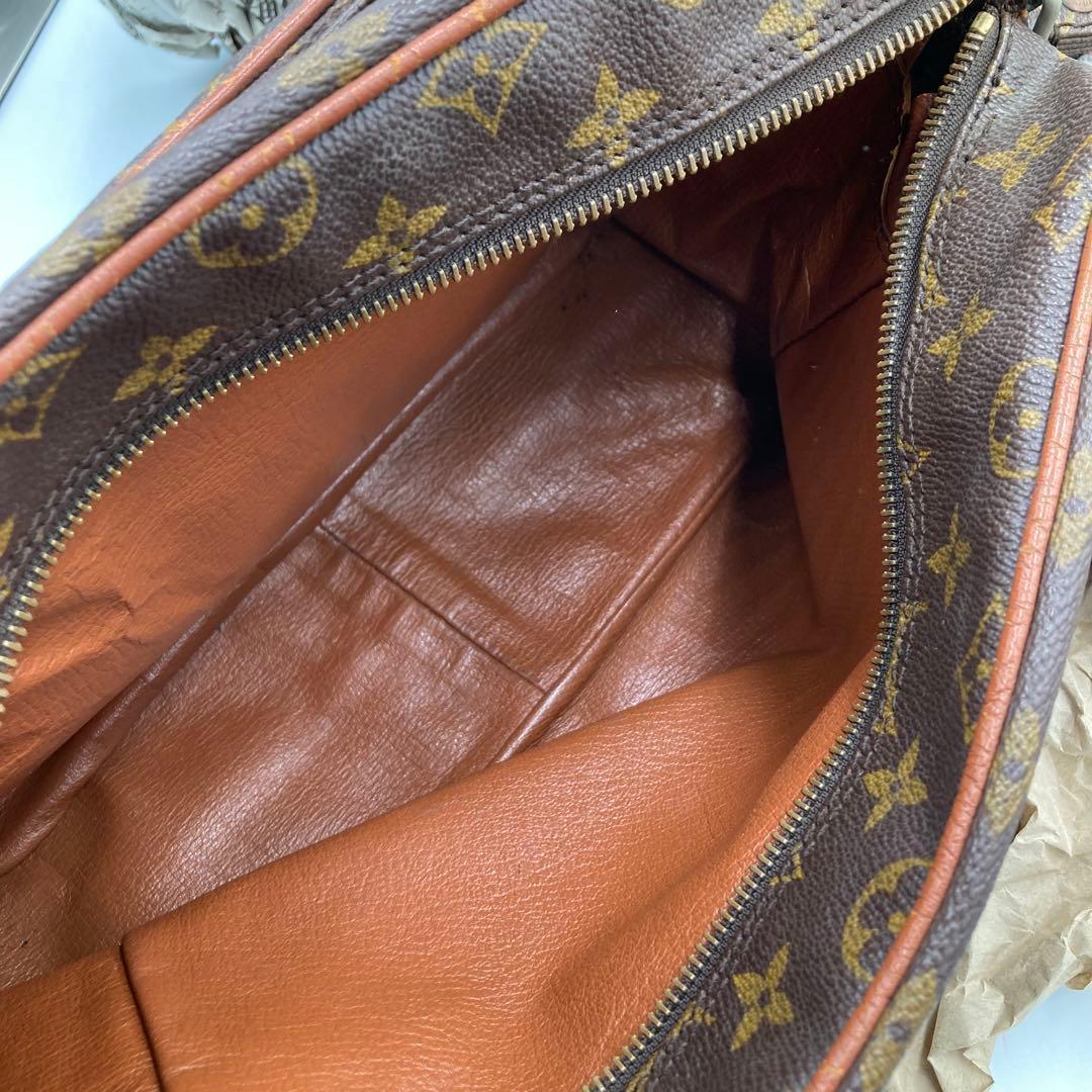 ！外観美品！　ルイヴィトン　ナイル　ショルダーバッグ　モノグラム　10A